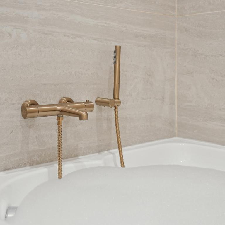 Lavie Maison Central & Hot Tub - Appartement 2 Chambres - 65
