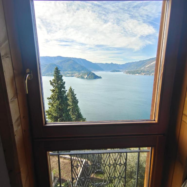 Casa Caravino - Appartamento con 2 Camere da Letto e Vista Lago - 1