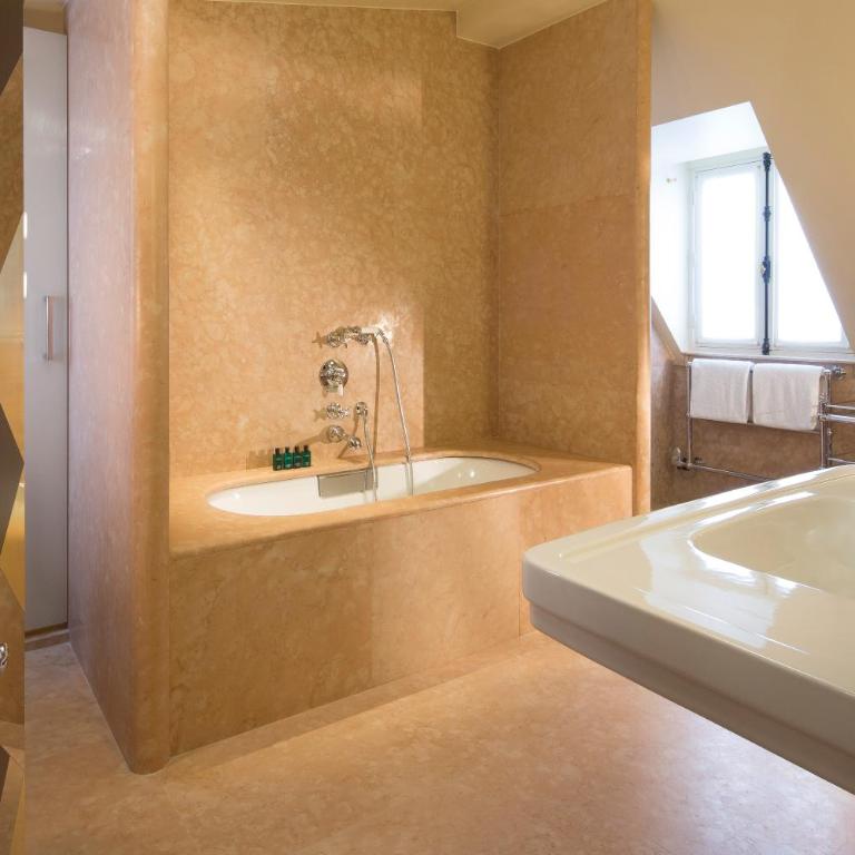 Hôtel Saint-Marc - Suite - Accès à Piscine et Hammam sur Réservation - 2
