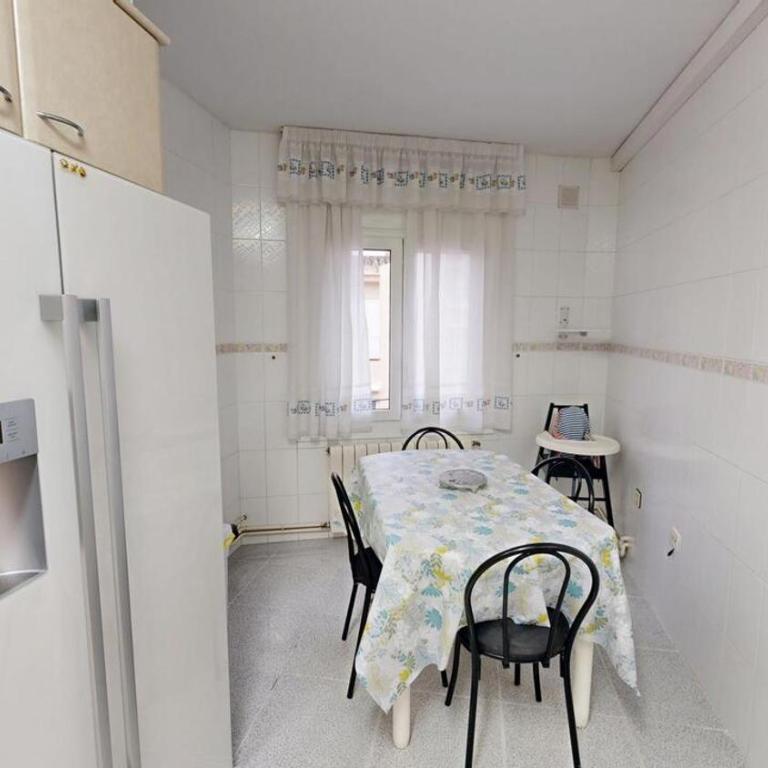 3 ch Centre plages à pied Balcon 2 SDB - Three-Bedroom Apartment - 9