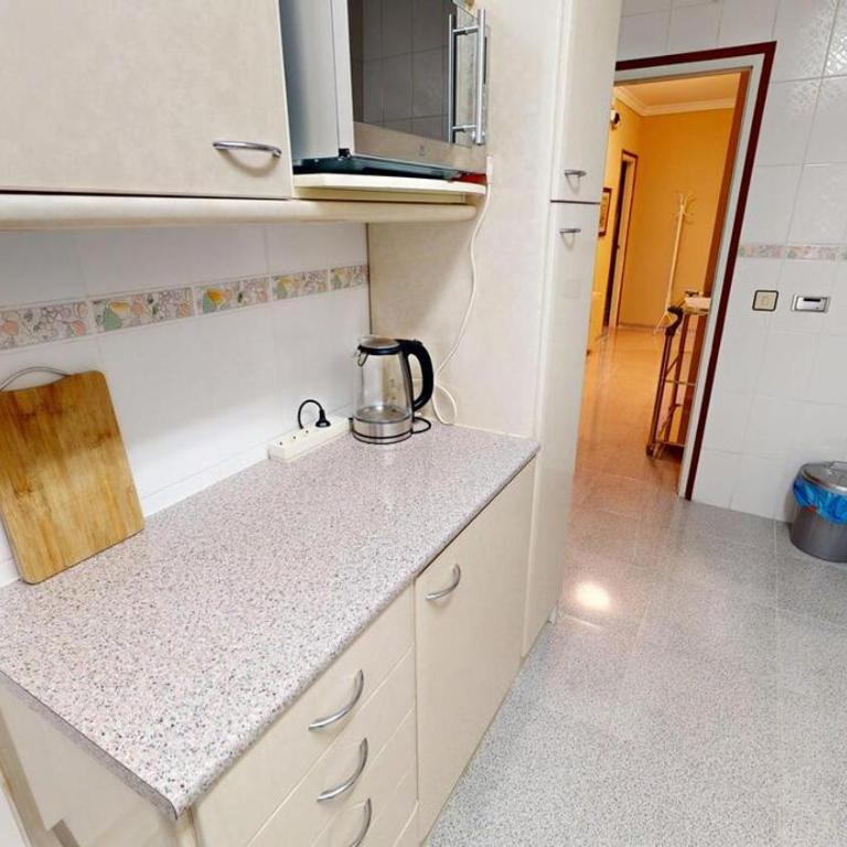 3 ch Centre plages à pied Balcon 2 SDB - Three-Bedroom Apartment - 13