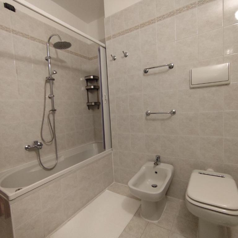 Peschiera Monte Baldo - Two-Bedroom Apartment - 10