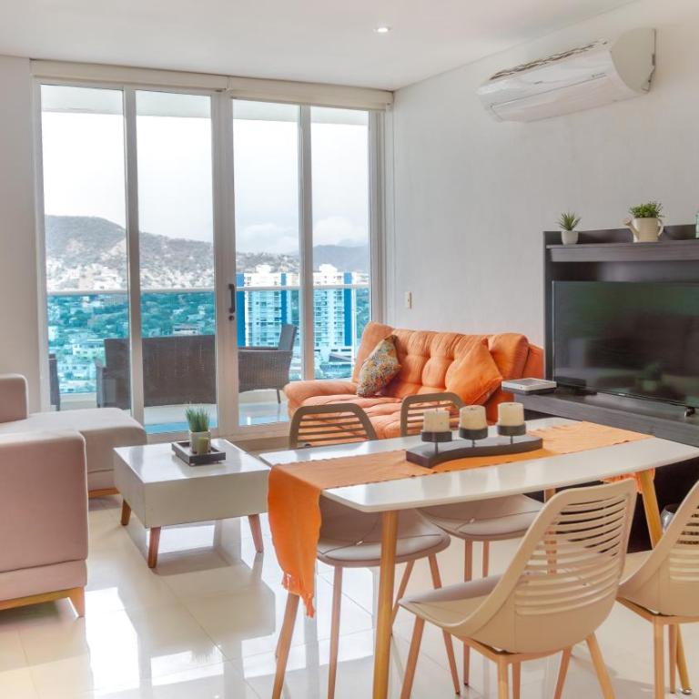 Apartamentos Luxury Frente al Mar - AR Rentals - Apartamento de 3 dormitorios con balcón - 4