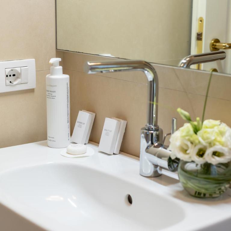 San Teodoro Palace - Luxury Apartments - Deluxe Apartment - 5