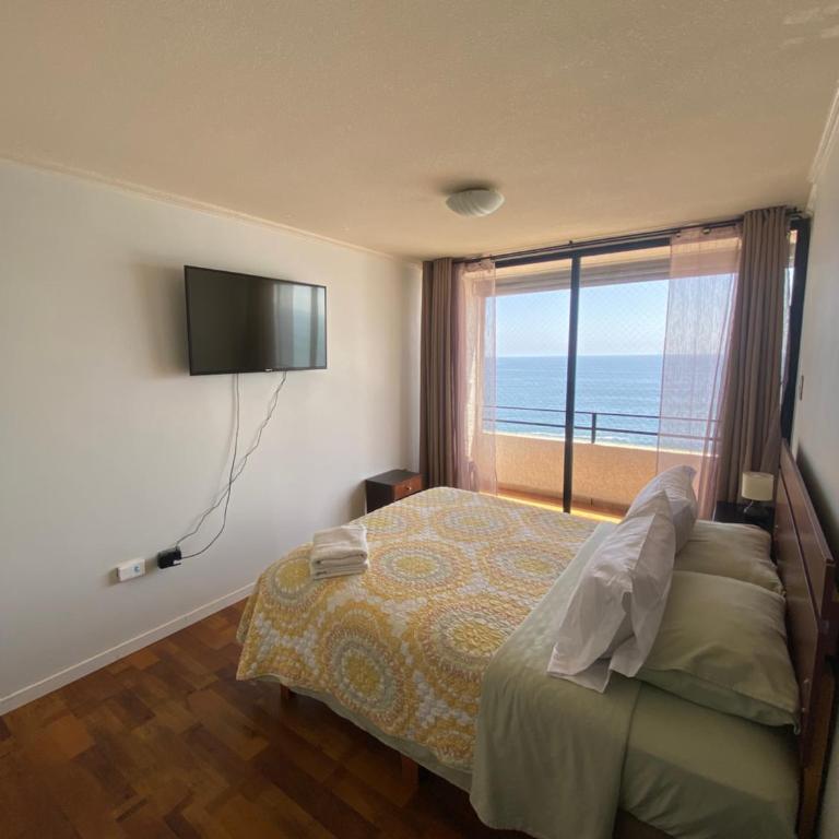 Deptos en Iquique, Chile, frente a Playa Brava - Apartamento de 2 dormitorios con balcón y vistas al mar - 1