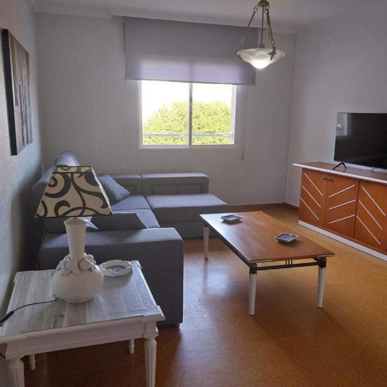Apartamentos Barral - Apartamento de 3 dormitorios con vistas al puerto - 1