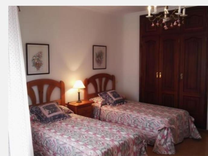 Apartamentos Barral - Apartamento de 3 dormitorios con vistas al puerto - 11