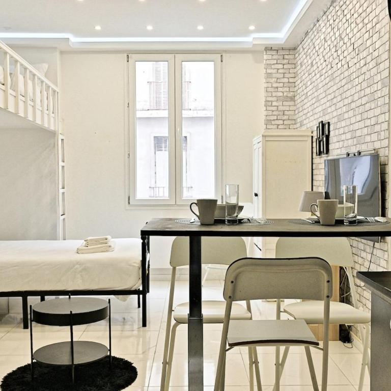 Studio Cosy Proche de Montmartre Charme du 18e - Studio - 13