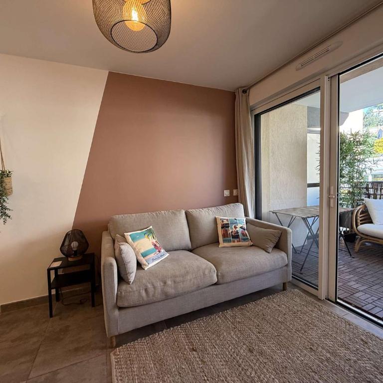 T2 centre ville/Plage/Commerces/Clim - Apartamento de 1 dormitorio con balcón - 2