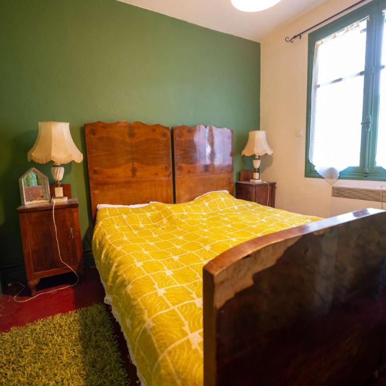 T4 , Jardin arboré et plages à moins de 5 min à pieds - Three-Bedroom Apartment - 4