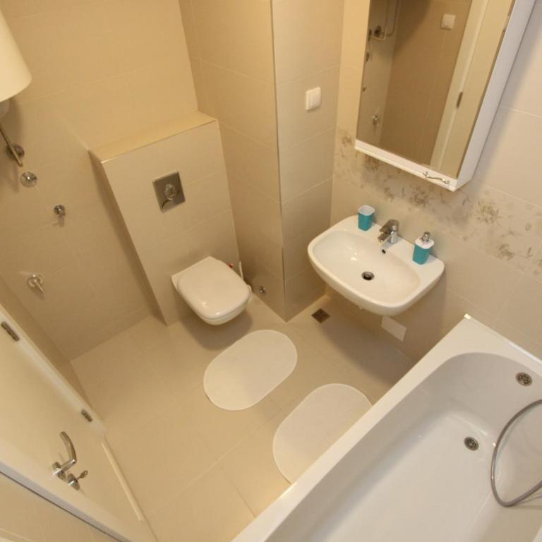 Riviera New Belgrade apartment, parking 5 eur per day - Superior Apartman - 3