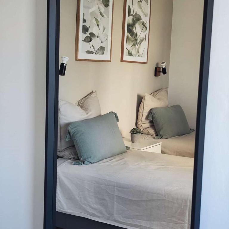 T3- Rénové- Clim- Plages- Commerces - Two-Bedroom Apartment with Balcony - 17