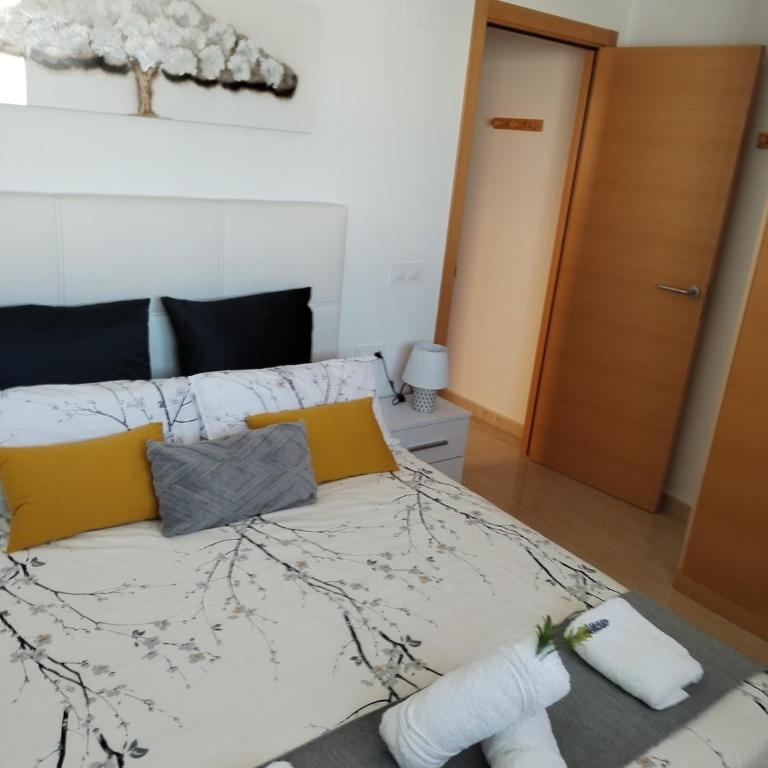 Apartamento familiar con piscina - Apartamento de 2 dormitorios - 2