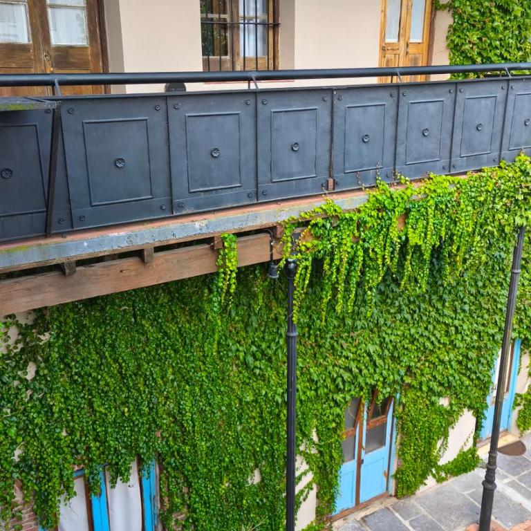 La Botica de 1852 Hotel - Apartment with View and Balcony - 1