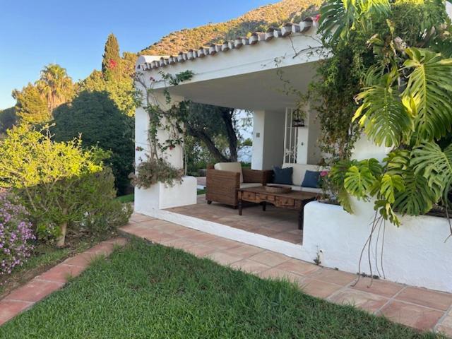 Villa Loupiro - Villa - 16