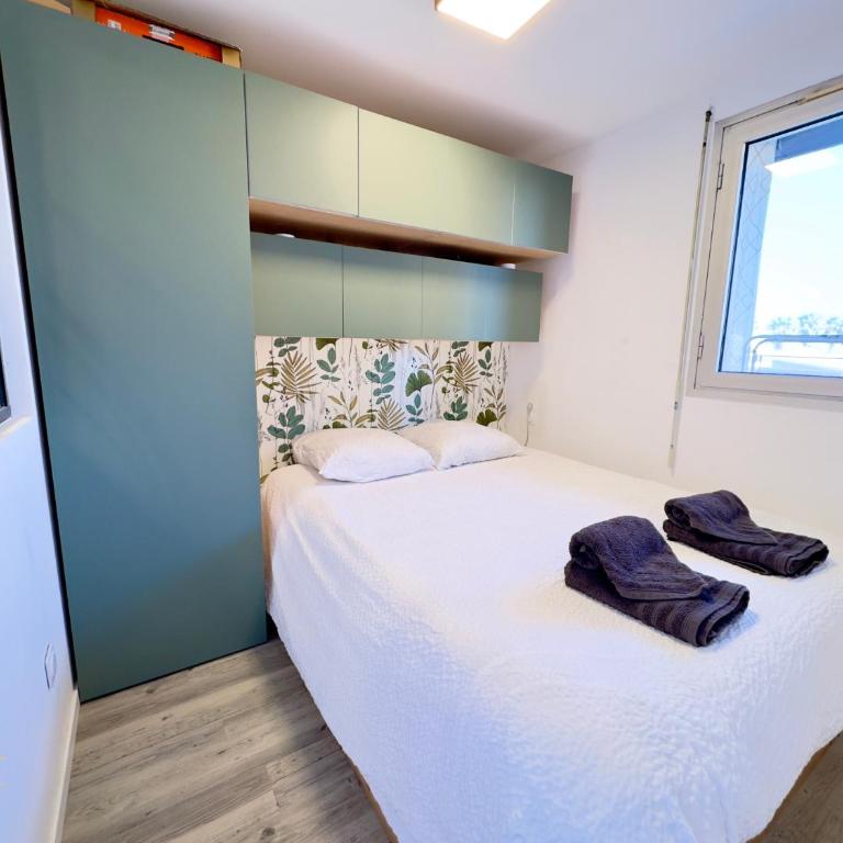 Le Maëva - T2- Front de mer- Clim - Parking - Wifi- SudSéjourConciergerie - Apartamento de 1 dormitorio con vistas al mar - 3