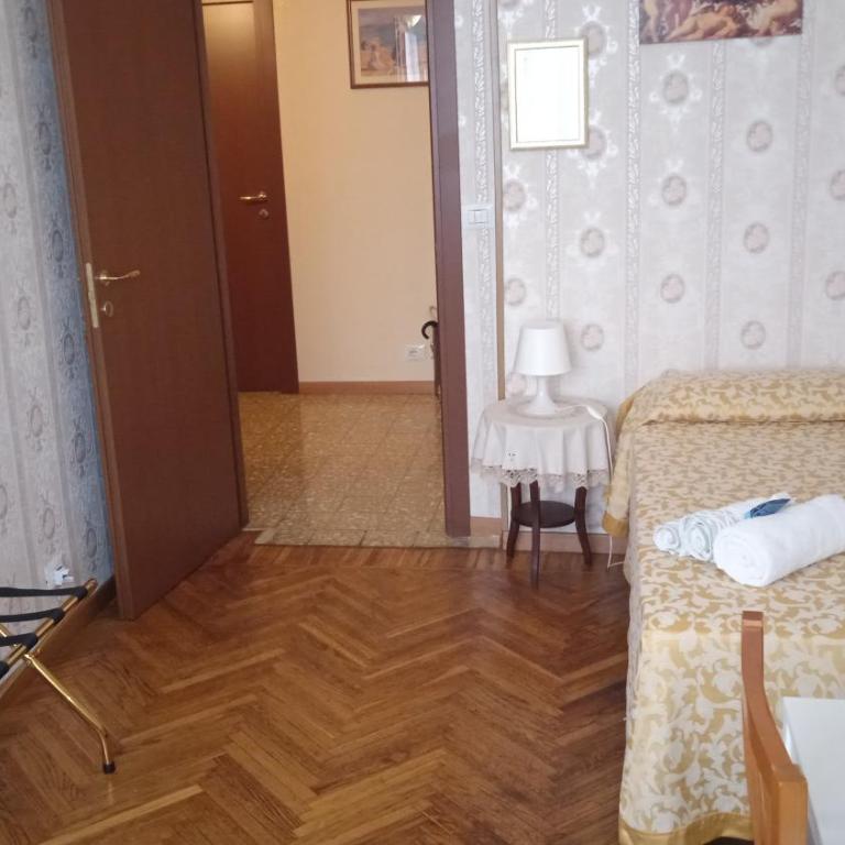 D-Place B&B Torino Stadio Olimpico Inalpi Arena - Camera Singola con Bagno in Comune - 6