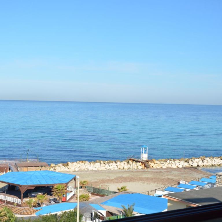 Residenza Paradiso - Appartamento con Vista Mare - 2