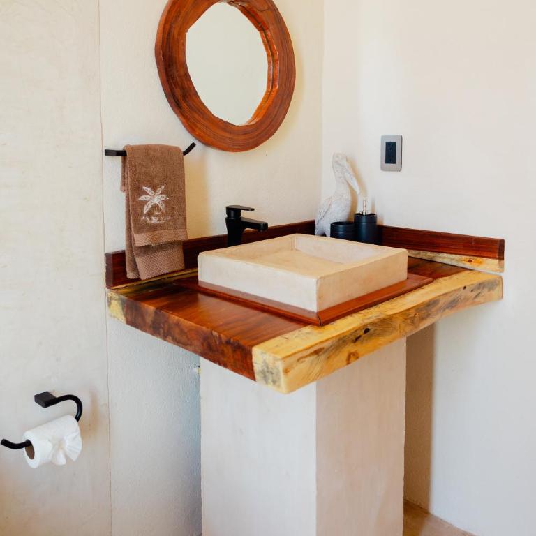 Ha'as Naj Suites Bananas - One-Bedroom Loft Apartment with Balcony - 14