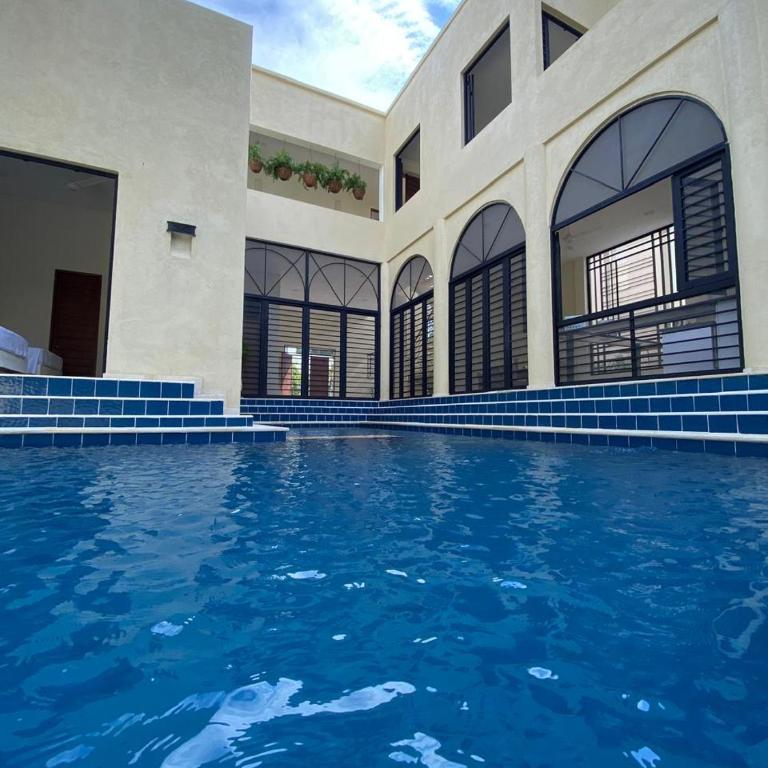 Hermosa casa vacacional - Casa de 5 dormitorios - 53