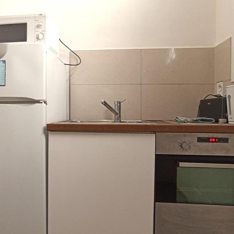 Petit cocon idéalement placé proche du stade - Apartment mit 1 Schlafzimmer - 4