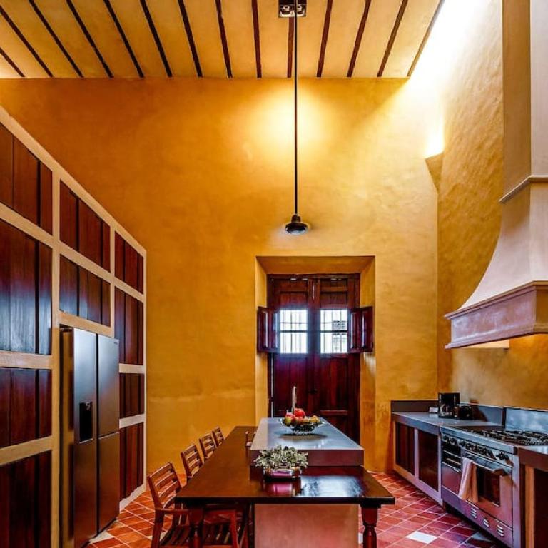 CASA EEB - 4BR Home Colonial Elegance Downtown Merida - Vacation Home - 39