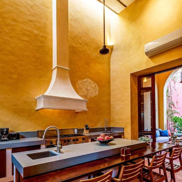 CASA EEB - 4BR Home Colonial Elegance Downtown Merida - Vacation Home - 38