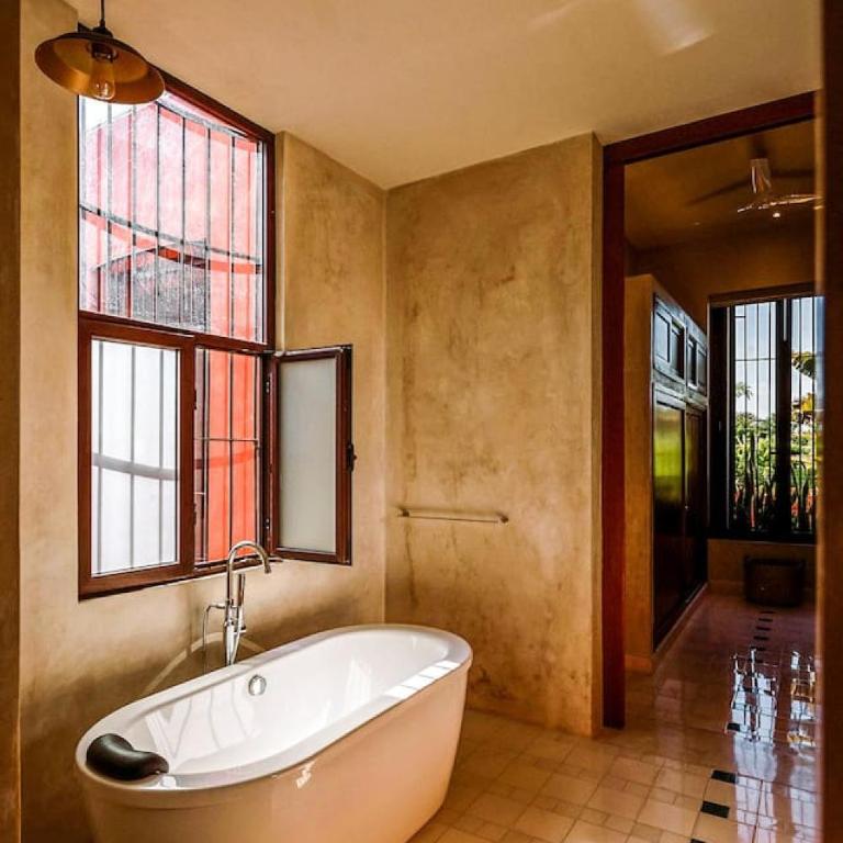 CASA EEB - 4BR Home Colonial Elegance Downtown Merida - Vacation Home - 28