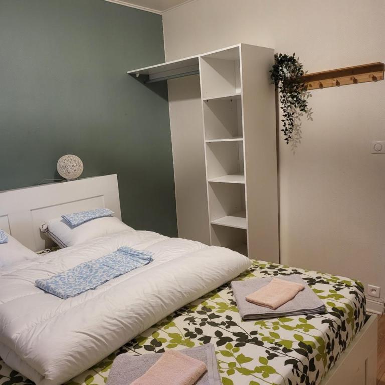 L'Escale Atypique 3 Chambres Clermont-Ferrand, Parking - Appartement 1 Chambre - 10