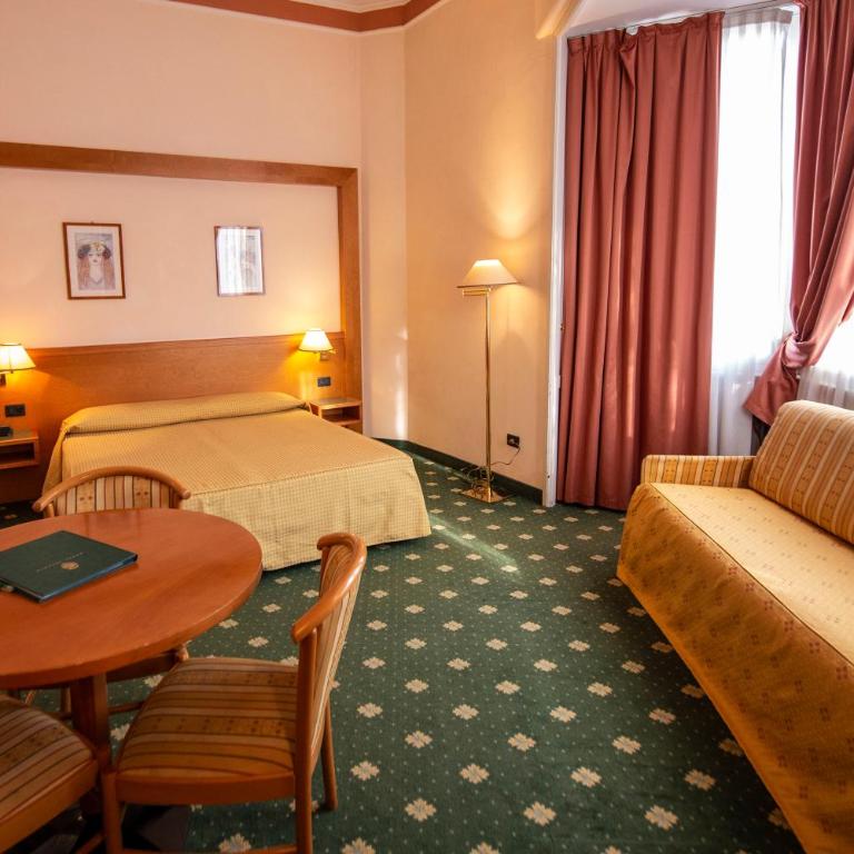 Hotel Estense - Camera Quadrupla - 6