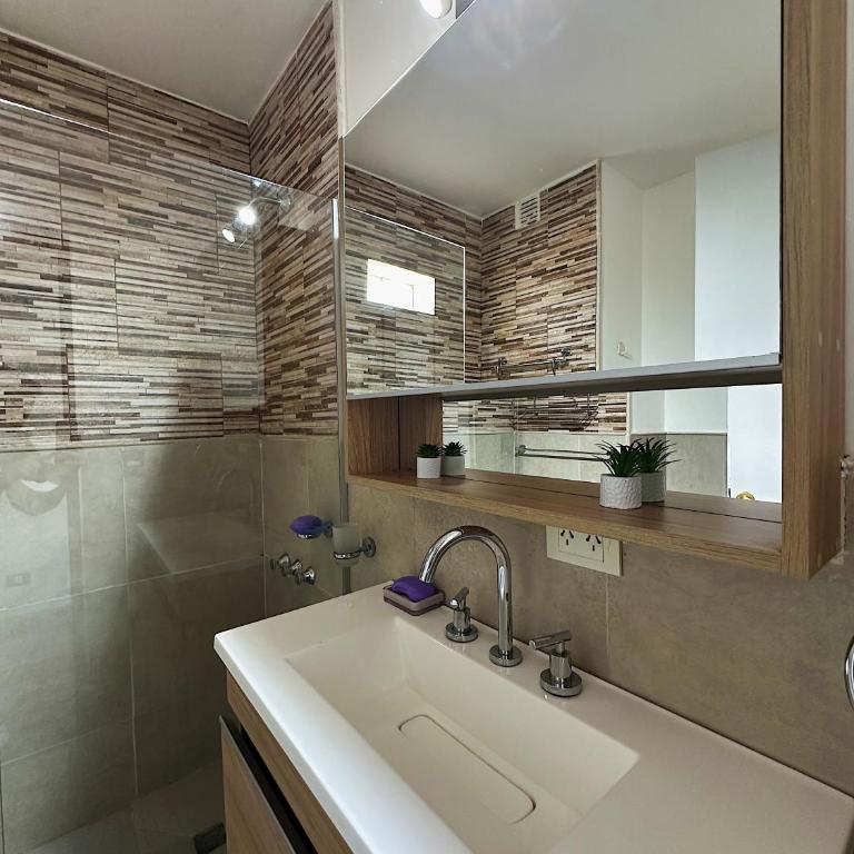 Moderno Centrico Vista al Lago - Apartamento de 1 dormitorio - 19