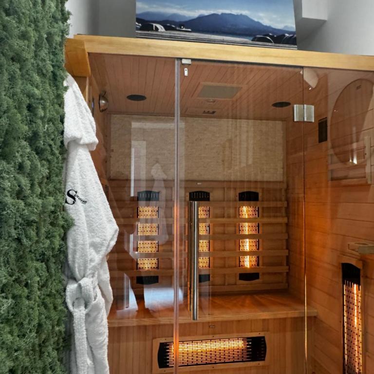 Scugnizzo Apartment - One-Bedroom Apartment with Spa Bath - 53