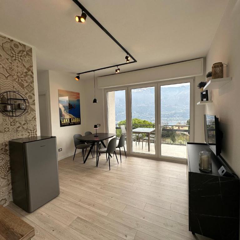 Casa Isabella - Appartamento con 2 Camere da Letto e Vista Lago - 5