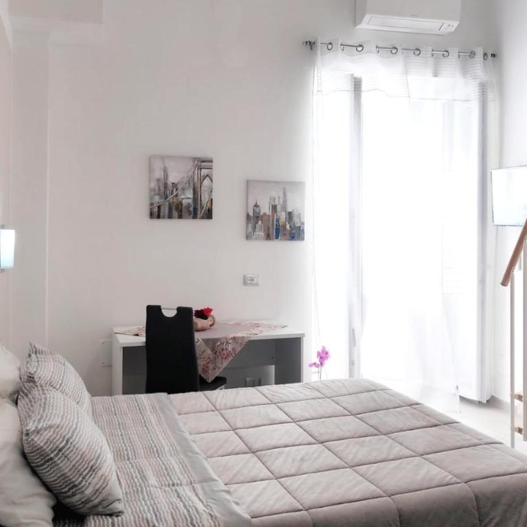 Tourist House Palermo - Camera Familiare con Balcone - 4