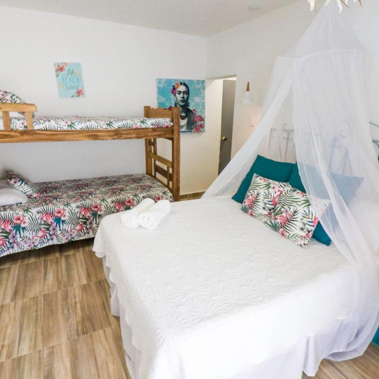 Namaste Beach Club & Hotel - Quadruple Room with Terrace - 6
