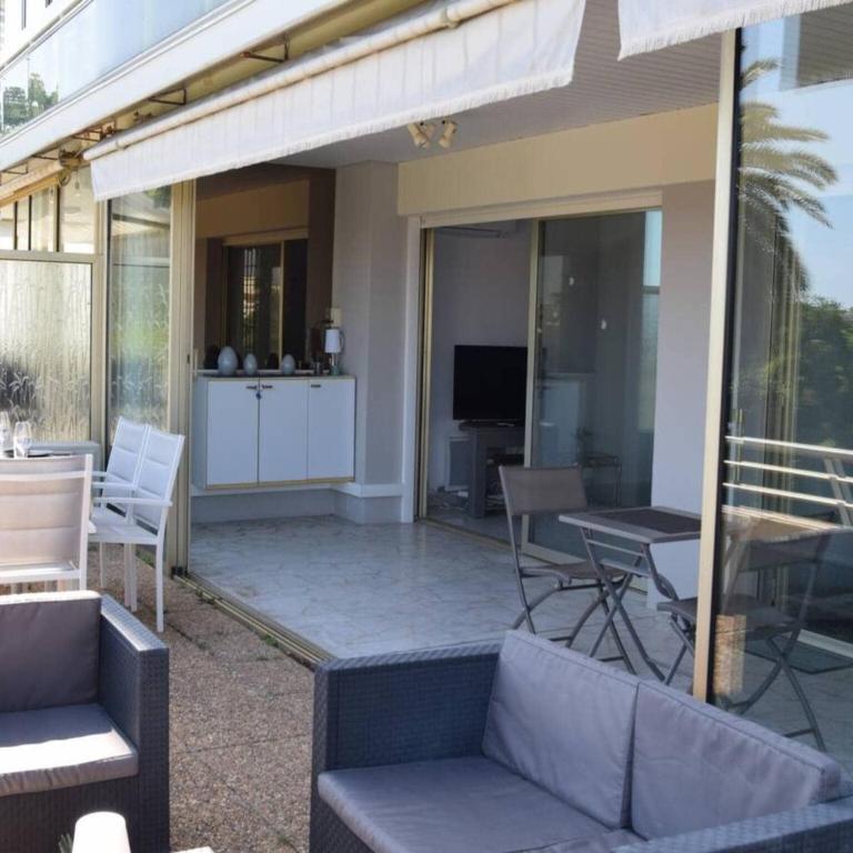 Apartment in Golfe Juan with Sea View - Appartement 1 Chambre - 16