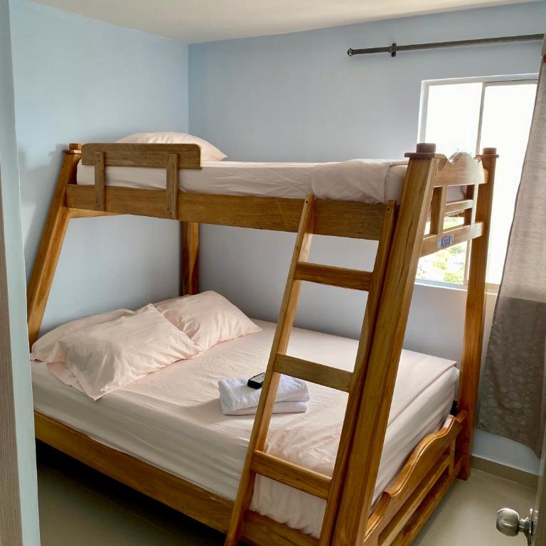 Apartamento en Cartagena, Entero y Amueblado - Apartamento de 3 dormitorios - 8