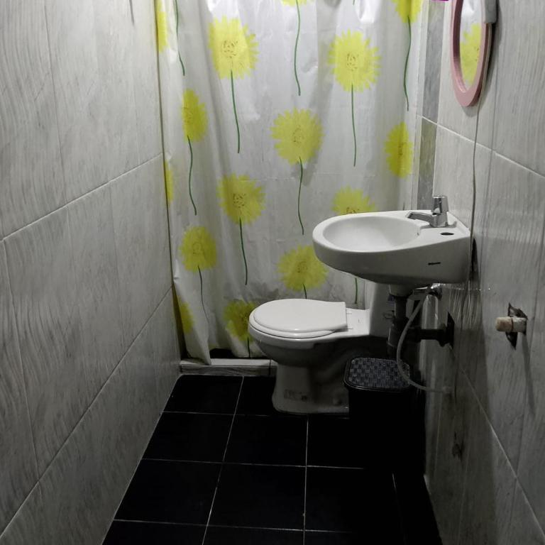 HOSTAL SARITA - Apartamento de 2 dormitorios con vistas a la montaña - 7