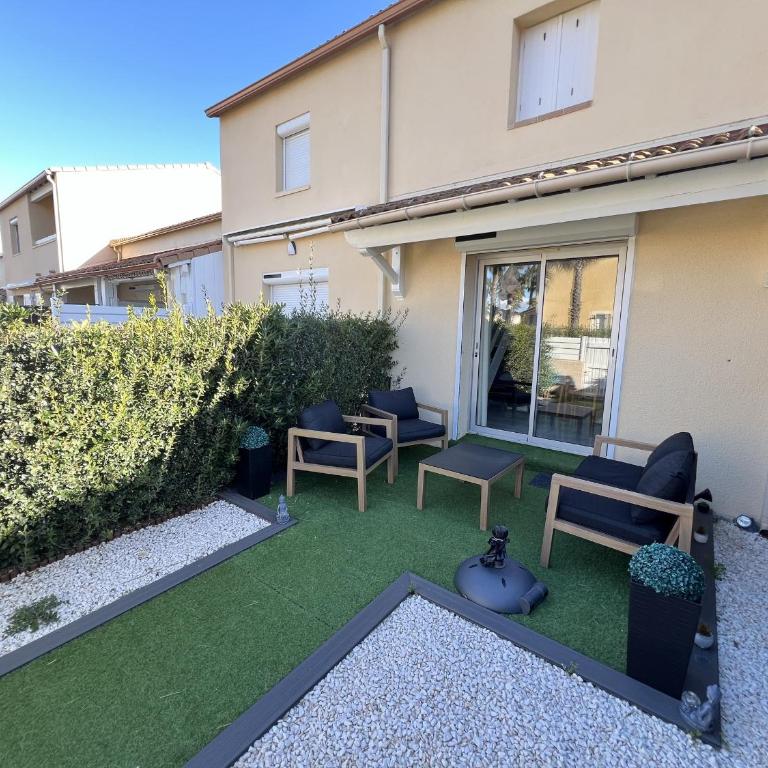 Pavillon 6 pers + Terrasse + à 450m de la mer - FR-1-781-93 - Maison de Vacances - 2