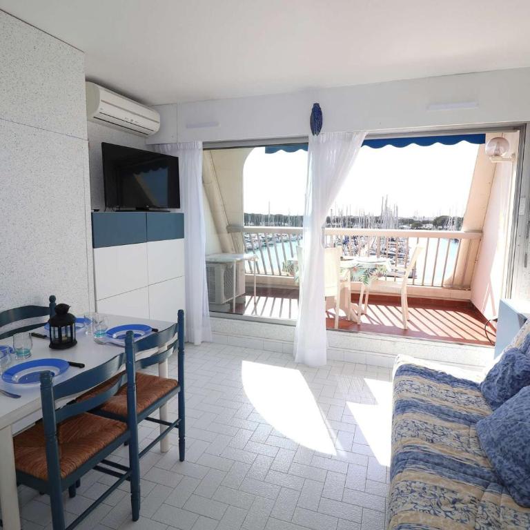 Studio Cabine avec Climatisation et Parking au Port, Proche Restaurants - FR-1-307-280 - Studio - 9