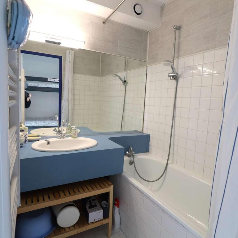 Studio Cabine avec Climatisation et Parking au Port, Proche Restaurants - FR-1-307-280 - Studio - 11