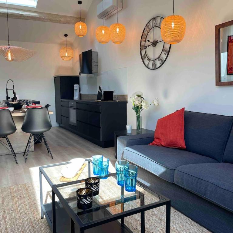 Chic Spacious 2BR few Steps from the City Center - Appartement 2 Chambres - 2