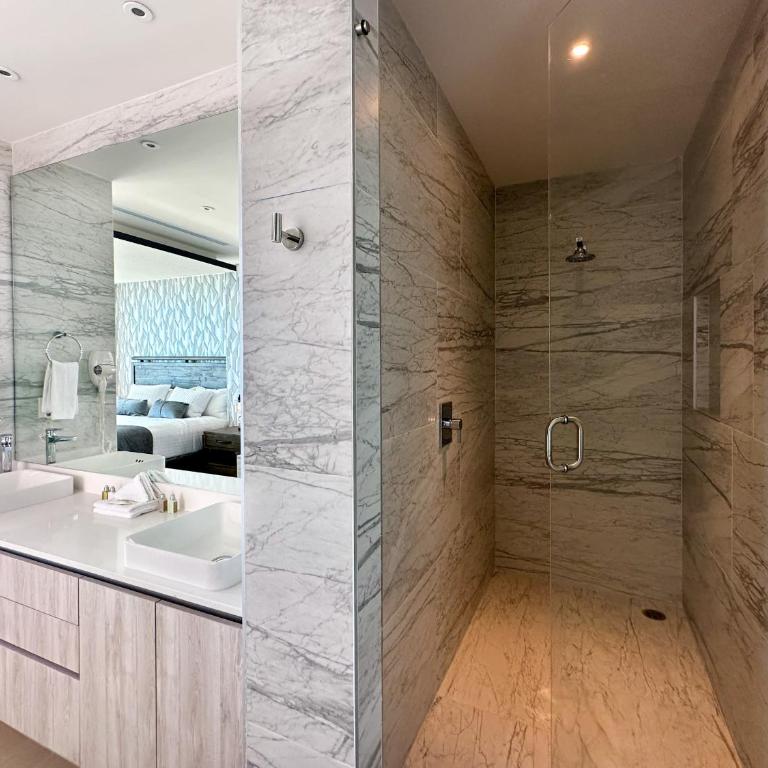 Brand New 6 Bedroom Penthouse #1010 - Apartamento - 27
