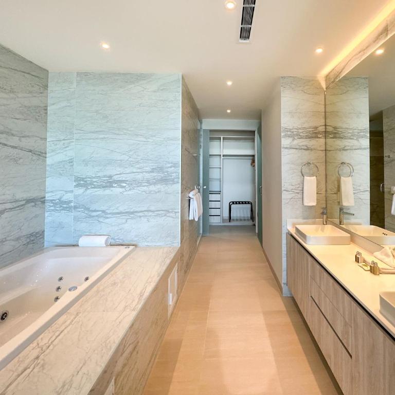 Brand New 6 Bedroom Penthouse #1010 - Apartamento - 36