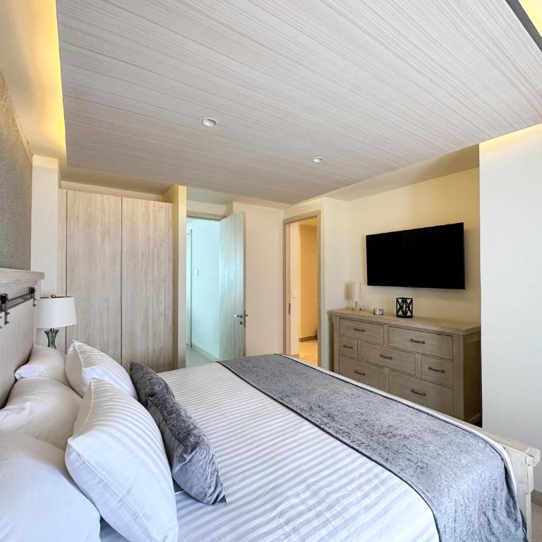 Brand New 6 Bedroom Penthouse #1010 - Apartamento - 46