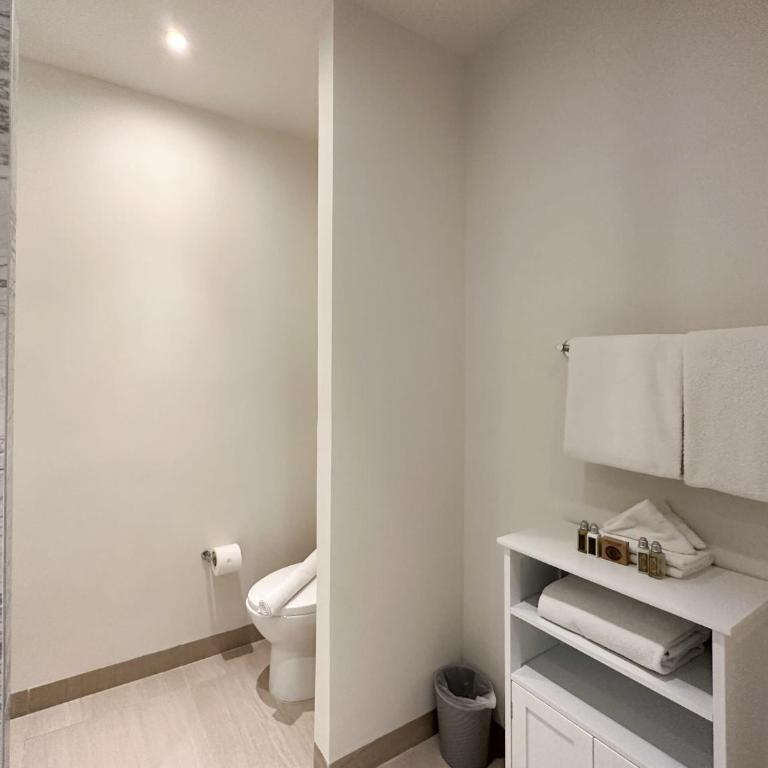 Brand New 6 Bedroom Penthouse #1010 - Apartamento - 49
