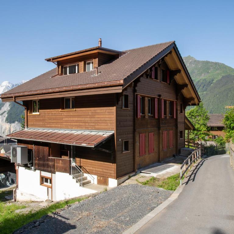 Chalet Rubi - Premium Apartment mit 3 Schlafzimmern und Balkon - 26