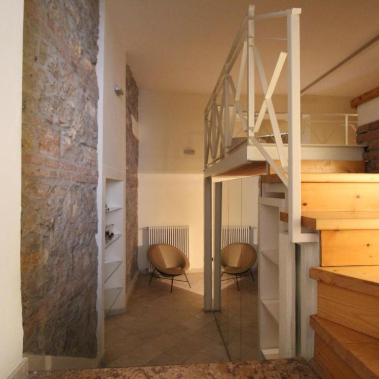 White house 6 - Two-Bedroom House - 100