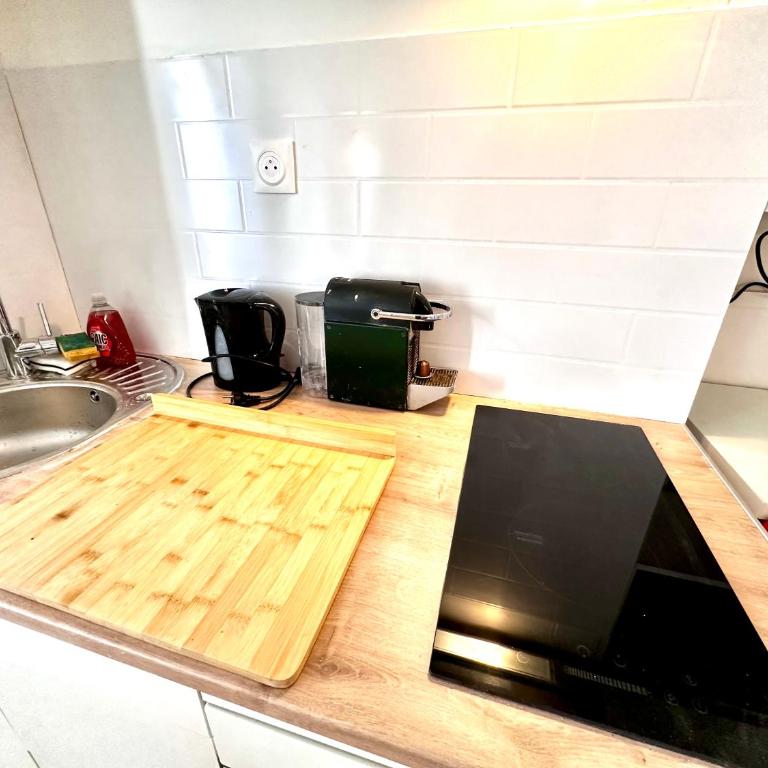 Sunny Paris studio in the heart of 11ème - Appartement 1 Chambre - 54