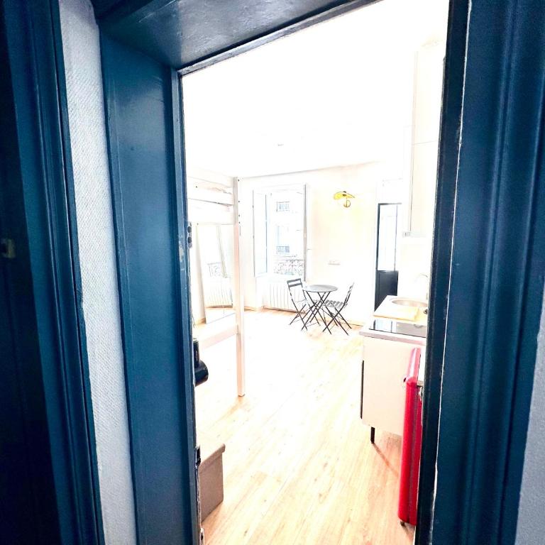 Sunny Paris studio in the heart of 11ème - Appartement 1 Chambre - 82